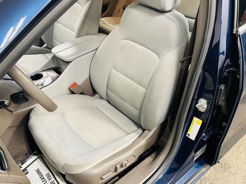 Used 2020 Chevrolet Malibu LT image 23