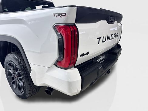 Used 2024 Toyota Tundra SR5 w/ SR5 Convenience Package AWD/4WD image 19