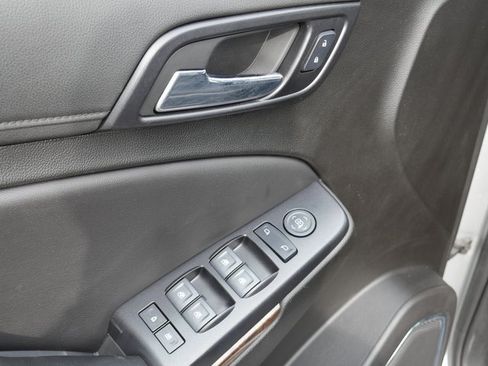 Used 2020 Chevrolet Tahoe 4WD image 12