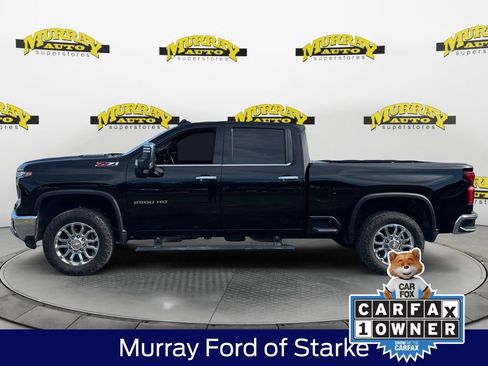 Used 2024 Chevrolet Silverado 2500 LTZ w/ LTZ Plus Package AWD/4WD image 2