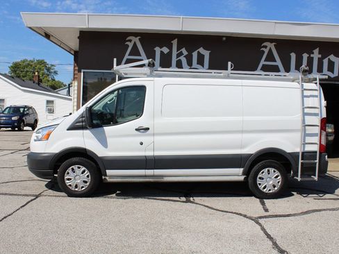 Used 2018 Ford Transit 250 130 Low Roof w/ Exterior Upgrade Package image 5