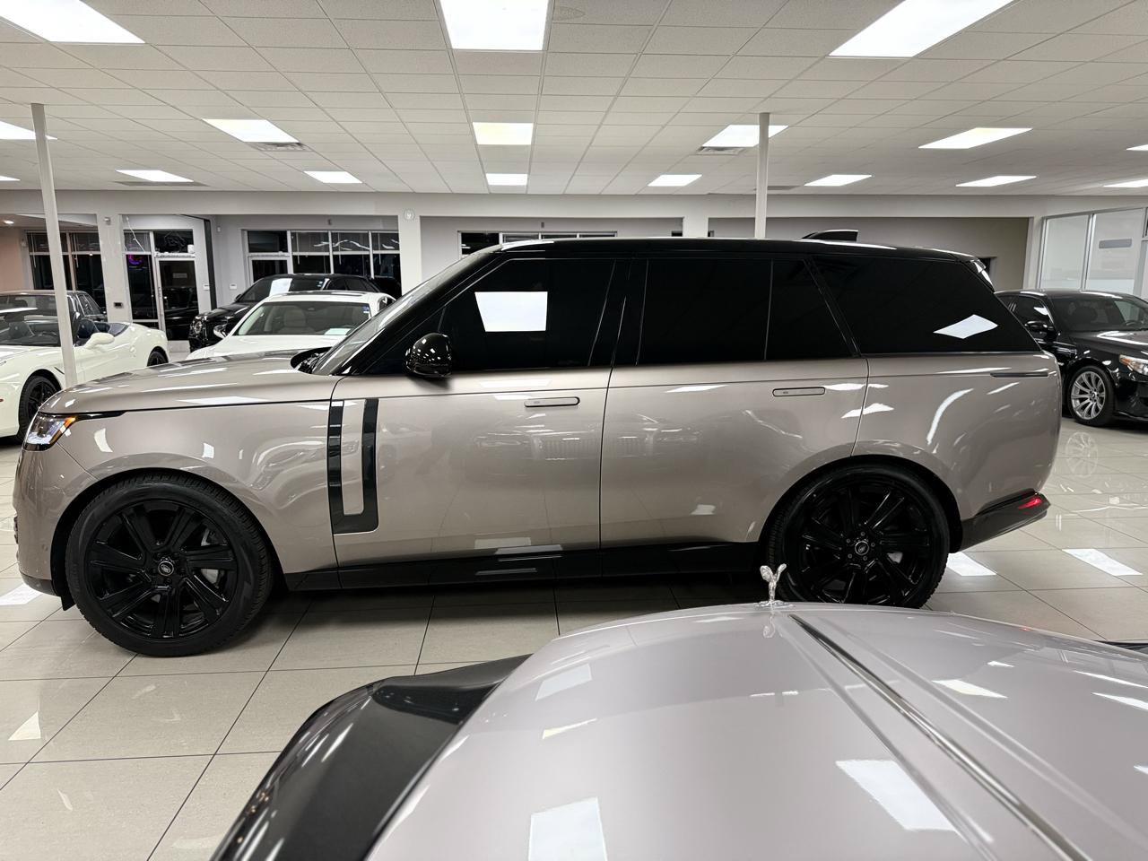Used 2023 Land Rover Range Rover SE AWD/4WD image 60