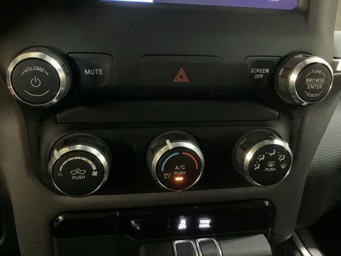 Certified 2022 RAM 1500 Big Horn AWD/4WD image 31