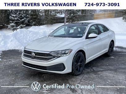Certified 2024 Volkswagen Jetta SE w/ Panoramic Sunroof Package