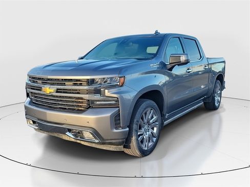 Used 2019 Chevrolet Silverado 1500 High Country w/ High Country Premium Package image 2