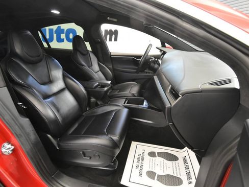 Used 2018 Tesla Model X 75D AWD/4WD image 23