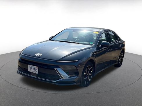 Used 2025 Hyundai Sonata SEL image 3