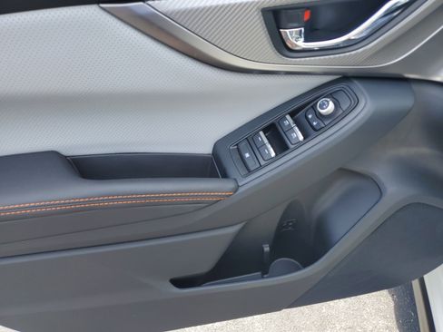 Used 2023 Subaru Crosstrek 2.5i Limited image 16