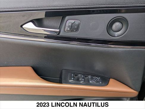 Certified 2023 Lincoln Nautilus Reserve FWD image 10