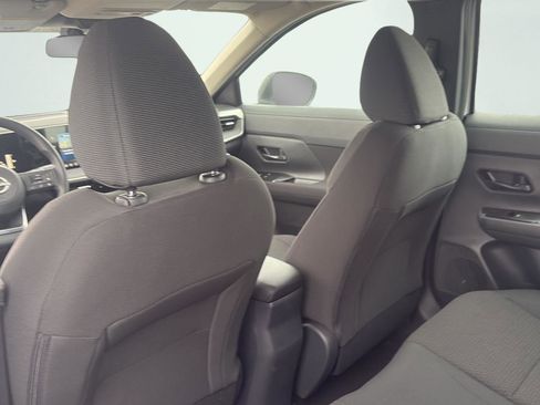 New 2026 Nissan Kicks S image 22