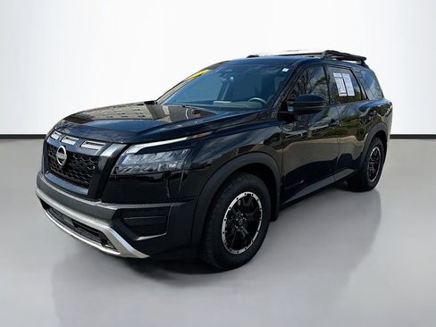 Used 2023 Nissan Pathfinder Rock Creek image 3