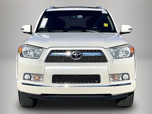 Used 2010 Toyota 4Runner SR5 image 3