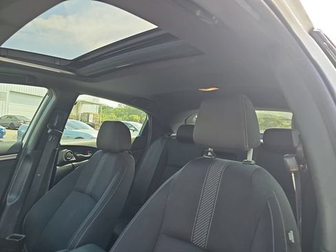 Used 2018 Honda Civic EX image 10