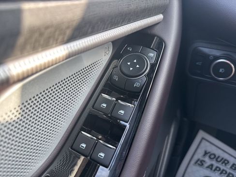 Certified 2025 Ford Explorer Platinum w/ LUX Leather Package image 12