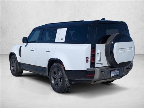 Certified 2023 Land Rover Defender 130 X-Dynamic SE image 8