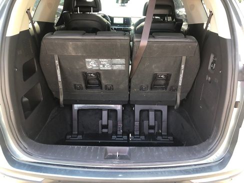 Used 2024 Kia Carnival SX Prestige FWD image 12