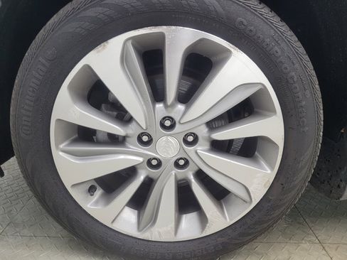 Used 2019 Buick Encore Preferred image 31