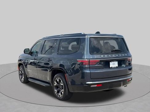 Used 2024 Jeep Wagoneer Series III AWD/4WD image 7