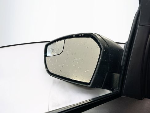 Used 2018 Ford Escape S image 16