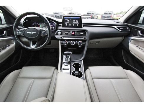 Used 2021 Genesis G70 2.0T RWD image 10