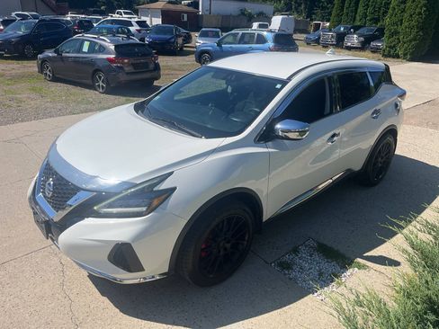 Used 2019 Nissan Murano S AWD/4WD image 3