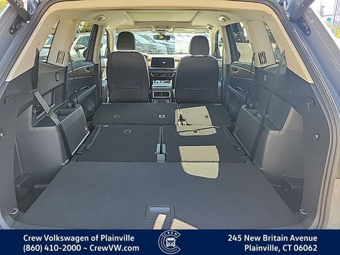 New 2026 Volkswagen Atlas SE image 60