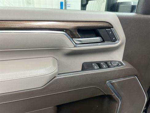 Used 2024 Chevrolet Silverado 2500 LT image 21