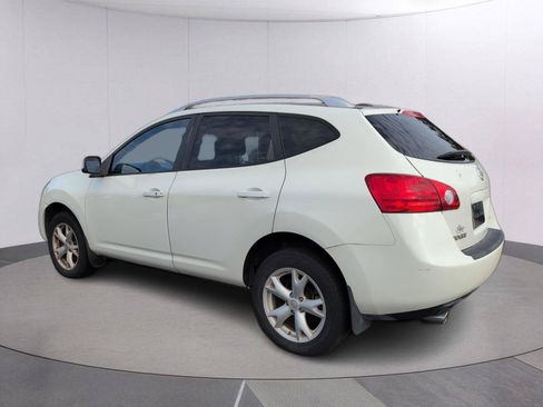 Used 2009 Nissan Rogue SL w/ Premium Pkg FWD image 3