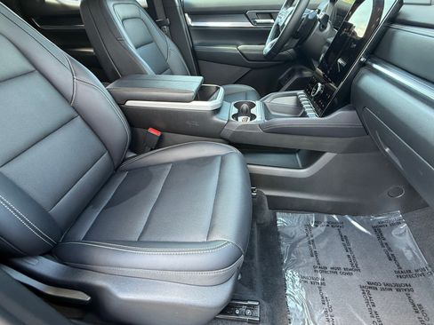 Used 2026 GMC Terrain Elevation w/ Elevation Premium Package AWD/4WD image 10