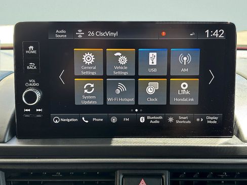 Certified 2025 Honda Pilot Touring image 23