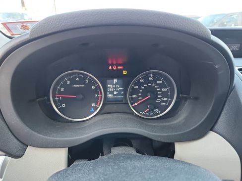 Used 2015 Subaru Crosstrek 2.0i Premium image 9