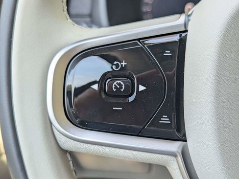 New 2026 Volvo XC90 T8 Ultra w/ Protection Package AWD/4WD image 26