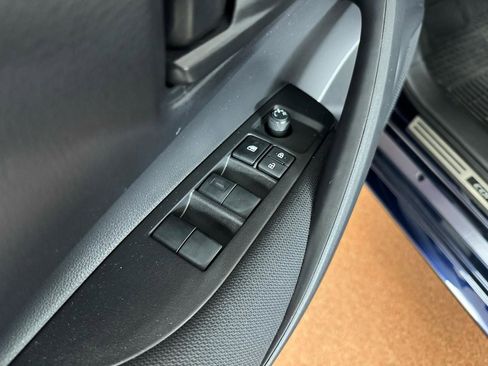 Used 2025 Toyota Corolla LE w/ LE Premium Package FWD image 15