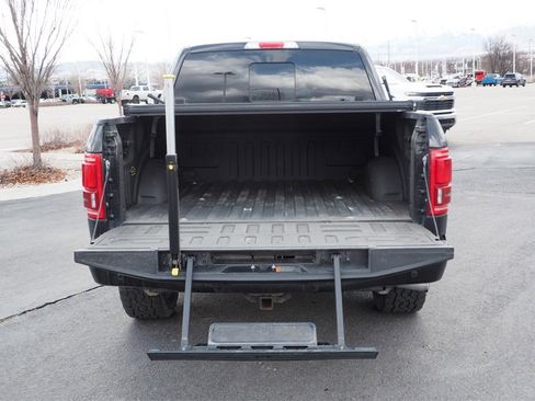 Used 2015 Ford F150 Platinum w/ Equipment Group 701A Luxury image 18