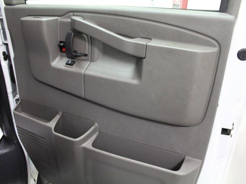 Used 2020 Chevrolet Express 2500 w/ Driver Convenience Package image 21