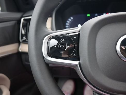 New 2026 Volvo XC90 T8 Plus w/ Protection Package Premier image 26