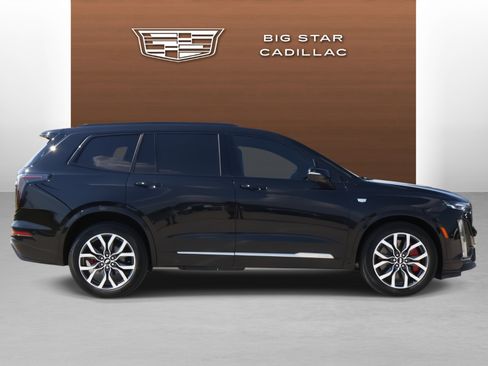 Certified 2024 Cadillac XT6 Sport w/ Technology Package image 6