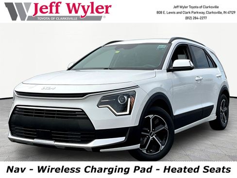 Used 2024 Kia Niro EX FWD image 1