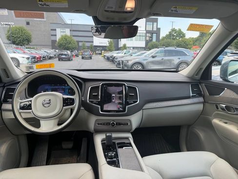 Used 2023 Volvo XC90 B6 Plus w/ Protection Package AWD/4WD image 5