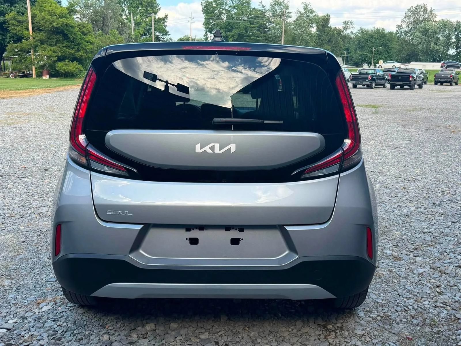 Used 2025 Kia Soul LX w/ LX Technology Package FWD image 6
