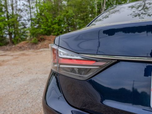 Used 2016 Lexus GS 350 image 10