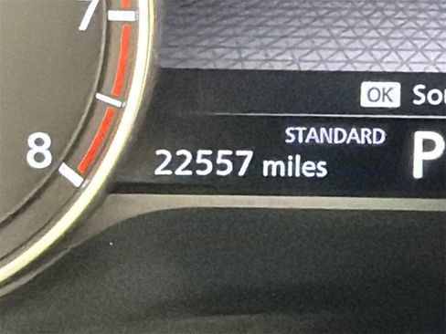 Used 2023 Nissan Rogue SV image 27