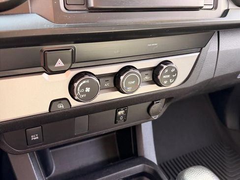 Used 2019 Toyota Tacoma SR image 20