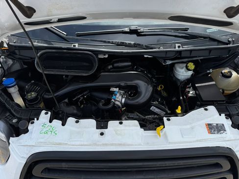 Used 2019 Ford Transit 250 148 Medium Roof RWD image 34