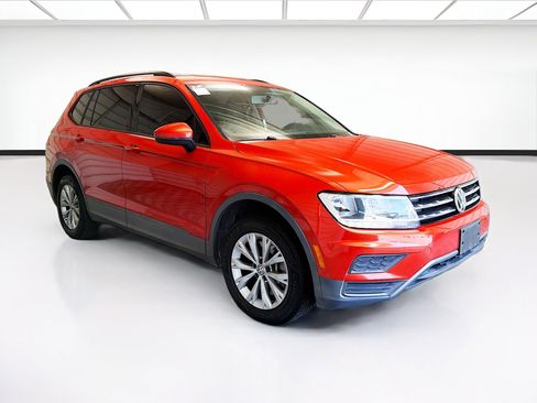 Used 2019 Volkswagen Tiguan S w/ Driver Assistance Package FWD image 3