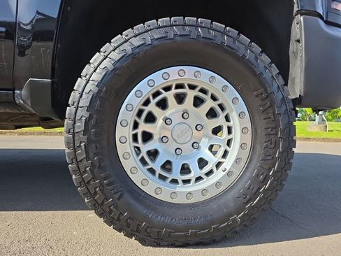 Used 2019 Chevrolet Silverado 1500 LT AWD/4WD image 9