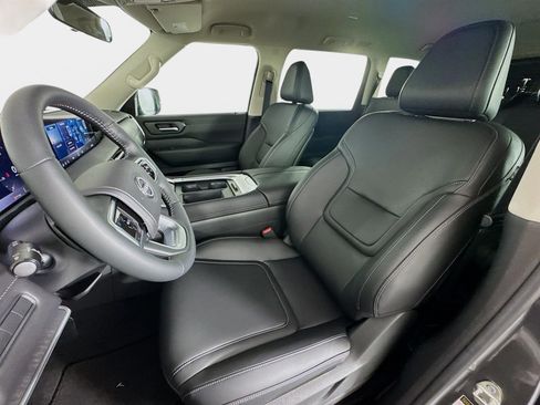 New 2026 Nissan Armada SV image 11