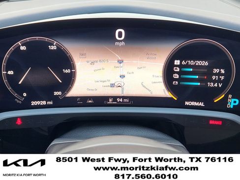 Used 2020 Porsche Taycan 4S AWD/4WD image 15