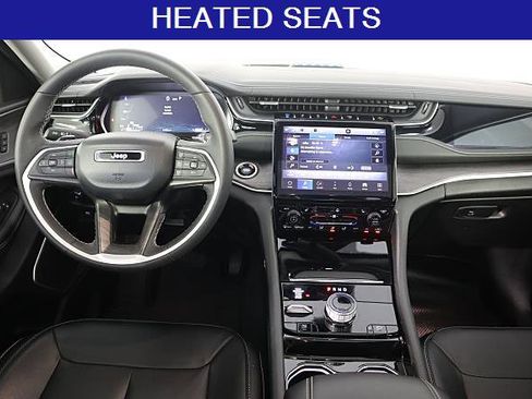 Used 2022 Jeep Grand Cherokee Limited 4xe image 17