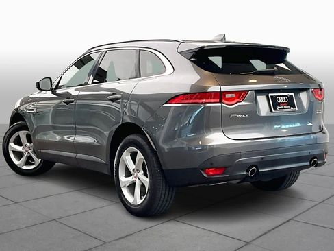Used 2019 Jaguar F-PACE Premium image 22